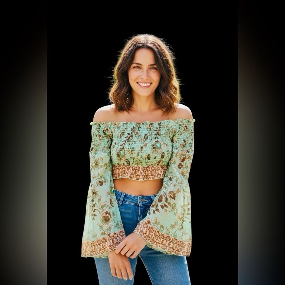 ANTHROPOLOGIE | RAGA Boho Bell sleeve Festival top Anthropologie crop top NWT M